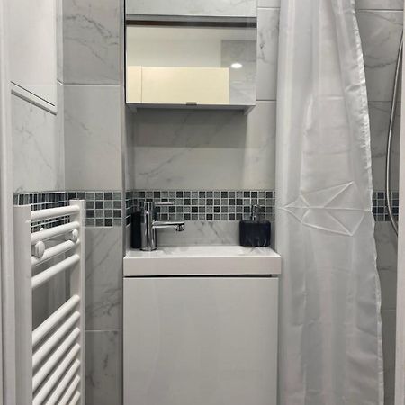 Agiahouse - Aubervilliers Apartment Bagian luar foto